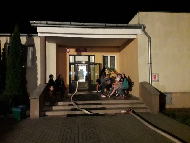  „Jedzie, jedzie straż ogniowa”, czyli ćwiczenia ewakuacyjne w Internacie.